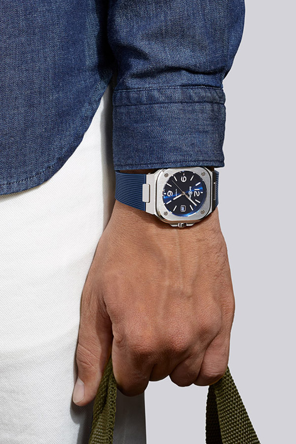 detail Bell & Ross BR05 Blue Steel BR05A-BLU-ST/SRB