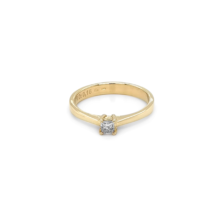 detail Zlatý Zásnuní Prsten s Diamantem
