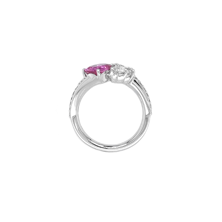 detail Zlatý prsten Crivelli s růžovým safírem a diamanty