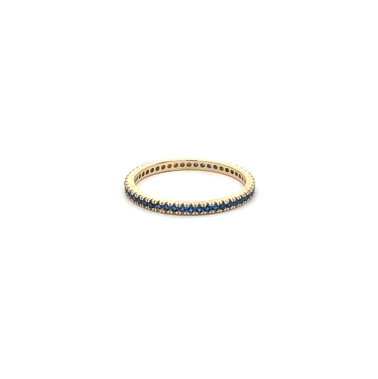 detail Zlatý Prsten s Modrými Kameny Eternity