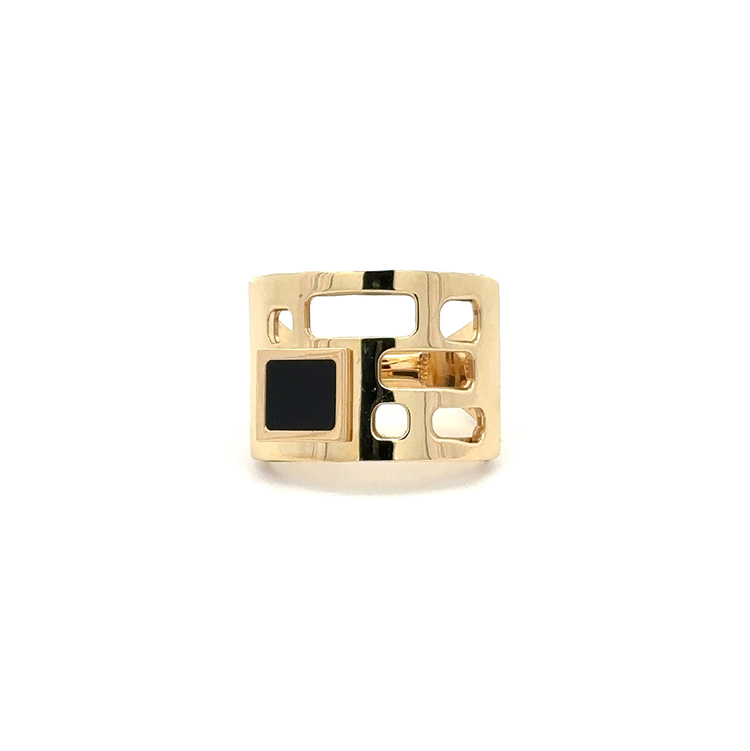 detail Zlatý Exkluzivní Prsten s Onyxem