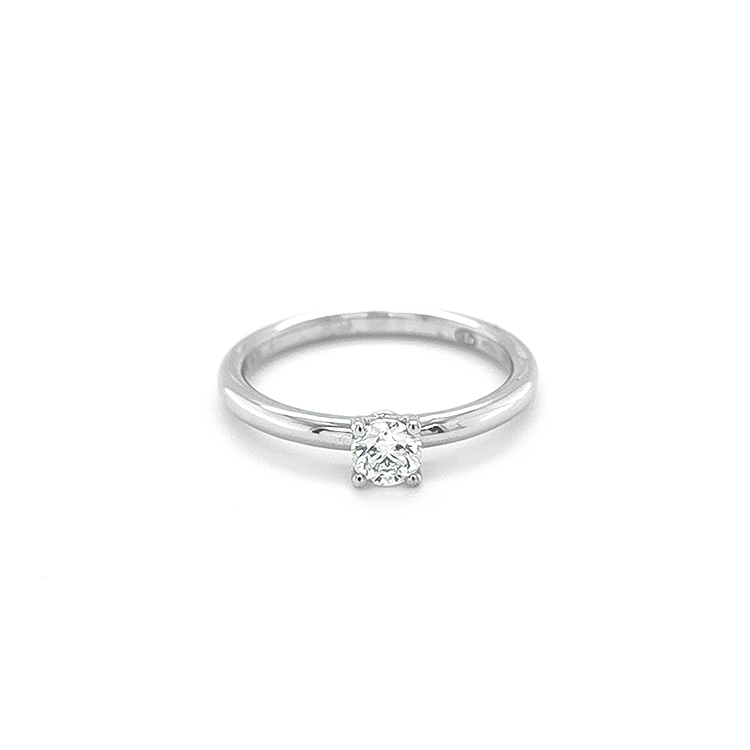 detail Beny Zlatý Zásnubní Prsten s Diamantem