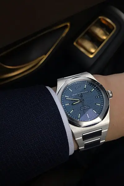 Girard-Perregaux Laureato 81010-11-431-11A