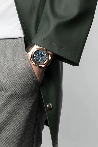 Girard-Perregaux Laureato Chronograph 42 mm 81020-52-432-BB4A