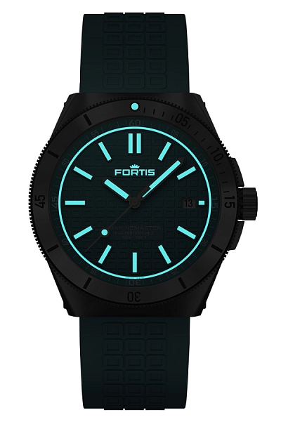 Fortis Marinemaster M-40 Snow White on Horizon Strap F8120009
