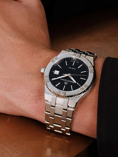 Maurice Lacroix Aikon Quartz 40mm AI1108-SS002-330-1