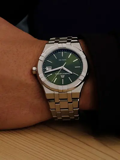 Maurice Lacroix Aikon Quartz 40 mm AI1108-SS002-630-1