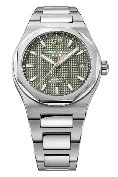 Girard-Perregaux Laureato 38mm Sage Green 81005-11-3407-1CM