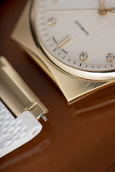 Frederique Constant Highlife Ladies Automatic FC-303V2NH3B