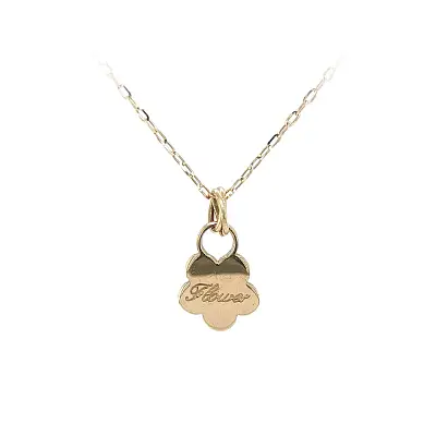 Nadčasový Přívěsek s Květinovým Motivem