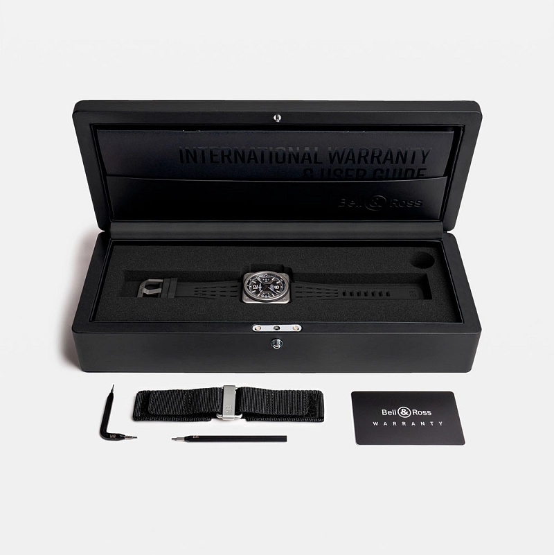 br-x3-black-titanium-produit-ecrin_ouvert.jpg
