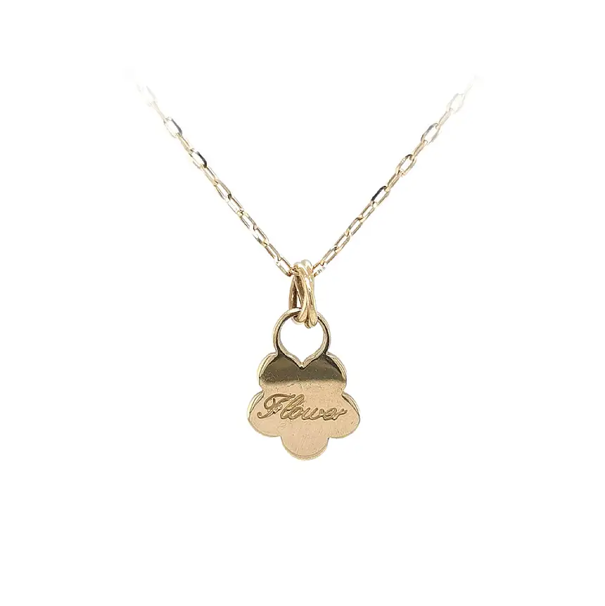 Nadčasový Přívěsek s Květinovým Motivem