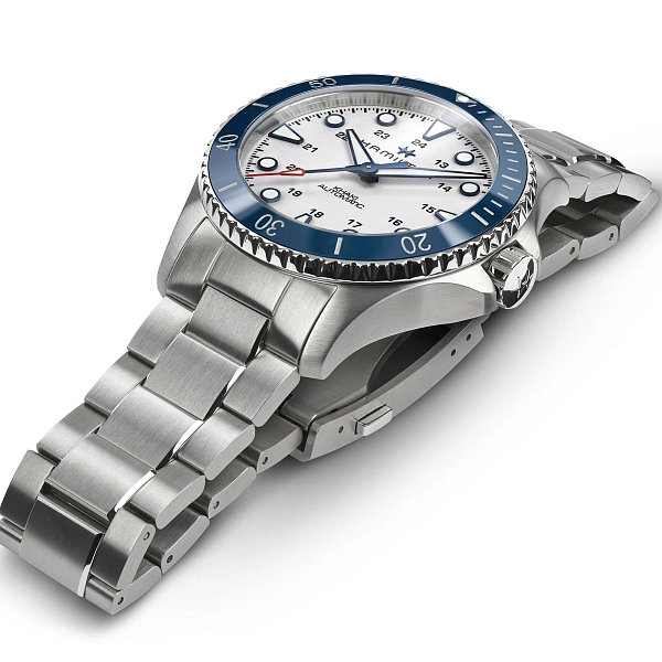Hamilton Khaki Navy Scuba Car H82505150
