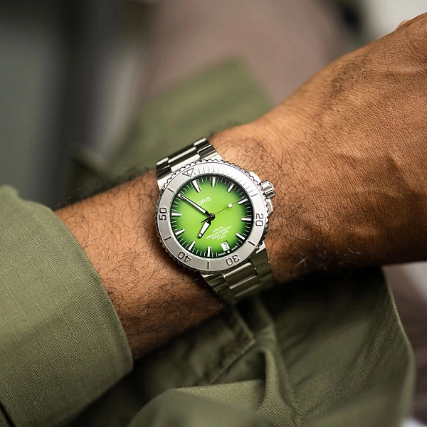 Oris Aquis Payoon Limited Edition 01 400 7763 4117-Set