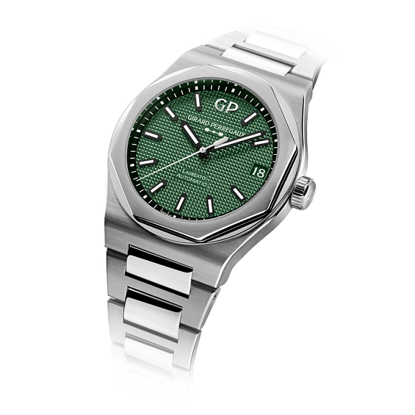 Girard-Perregaux Laureato 42mm 81010-11-3153-1CM