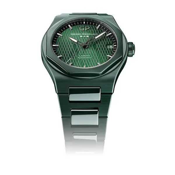 Girard-Perregaux Laureato 42mm Green Ceramic Aston Martin Edition