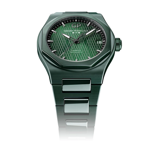 Girard-Perregaux Laureato 42mm Green Ceramic Aston Martin Edition