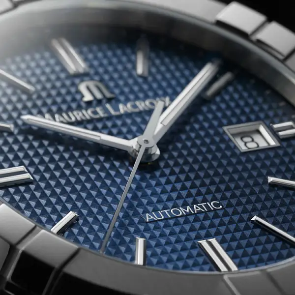Maurice Lacroix Aikon Automatic Date 42mm AI6008-SS000-430-4