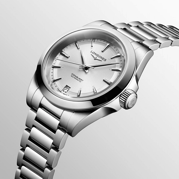 Longines Conquest L3.430.4.72.6