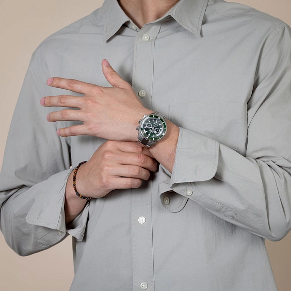 Rado Captain Cook High-Tech Ceramic Automatic Chronograph R32189313