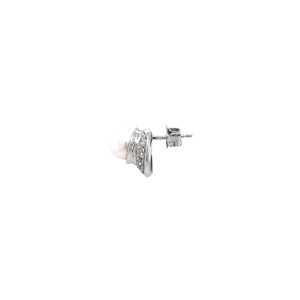 Elegant white gold earrings with pearl and zirconia