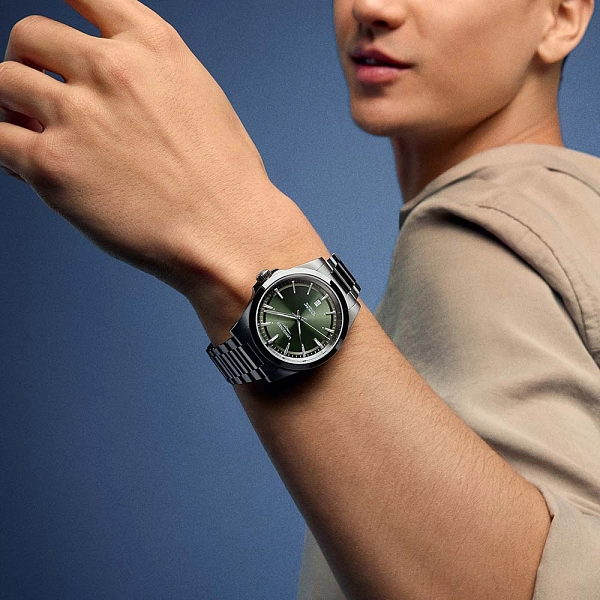 Longines Conquest L3.830.4.02.6