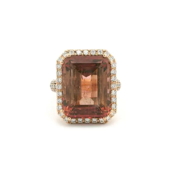Prsten z růžového zlata s růžovým turmalínem a diamanty