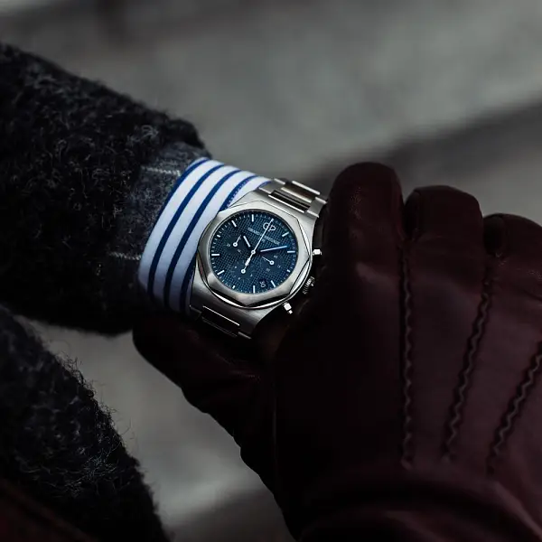 Girard-Perregaux Laureato Chronograph 81020-11-431-11A