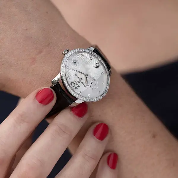 Girard-Perregaux Cat's Eye 80484D11A161-BK6B