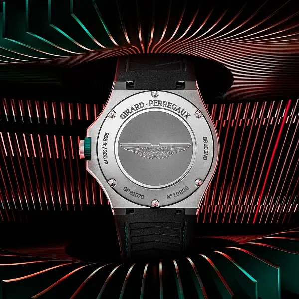 Girard-Perregaux Laureato Absolute Aston-Martin F1® Edition 81070-21-3405-1CX