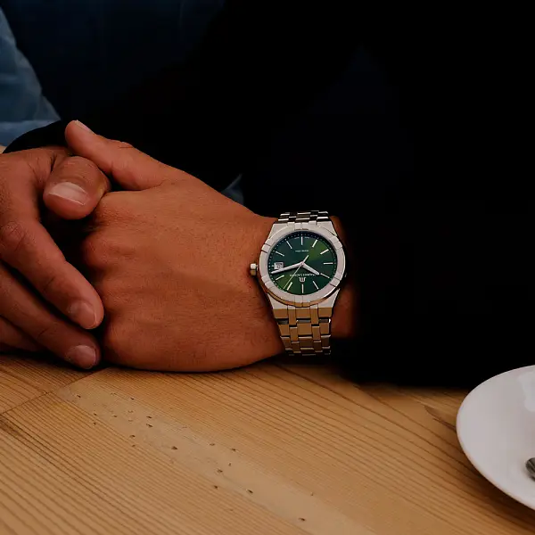 Maurice Lacroix Aikon Quartz 40 mm AI1108-SS002-630-1