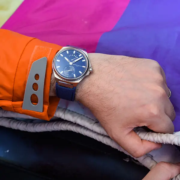 Arnold & Son Chronometry Longitude Titanium 1LTAT.U01A.N001U