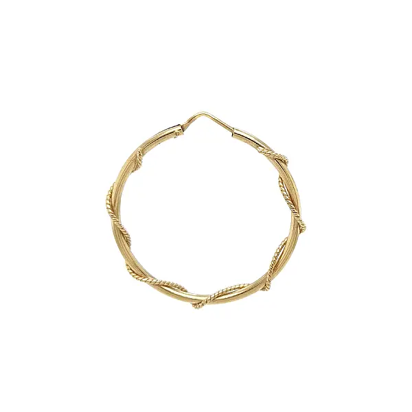 Zlaté kruhové náušnice s propleteným designem