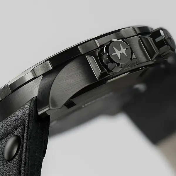 Hamilton Aviation X-Wind Day Date Car H77785733