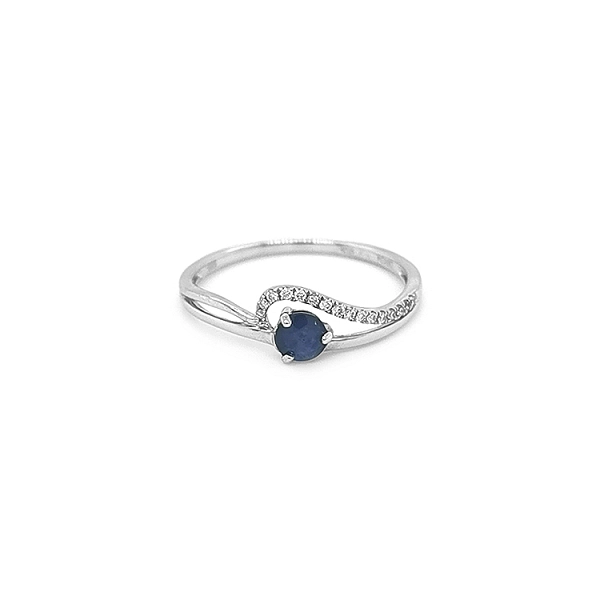 Gold Ring with Sapphire and Diamonds