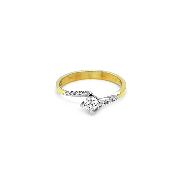 Zlatý Zásnubní Prsten s Diamanty