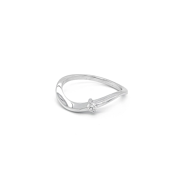 Gold Engagement Ring with Diamond