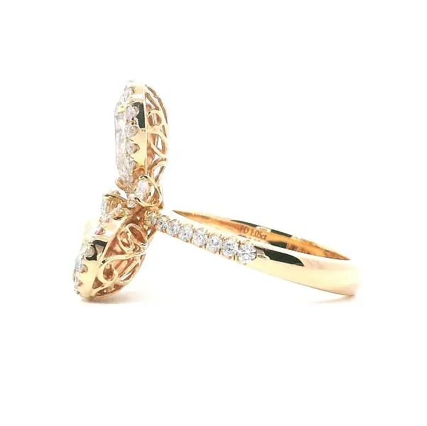 Zlatý Prsten s Barevnými Diamanty