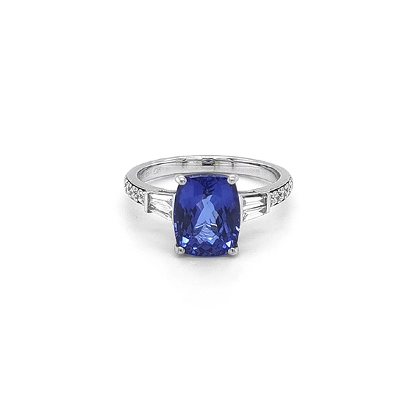 Zlatý Prsten s Tanzanitem a Diamanty