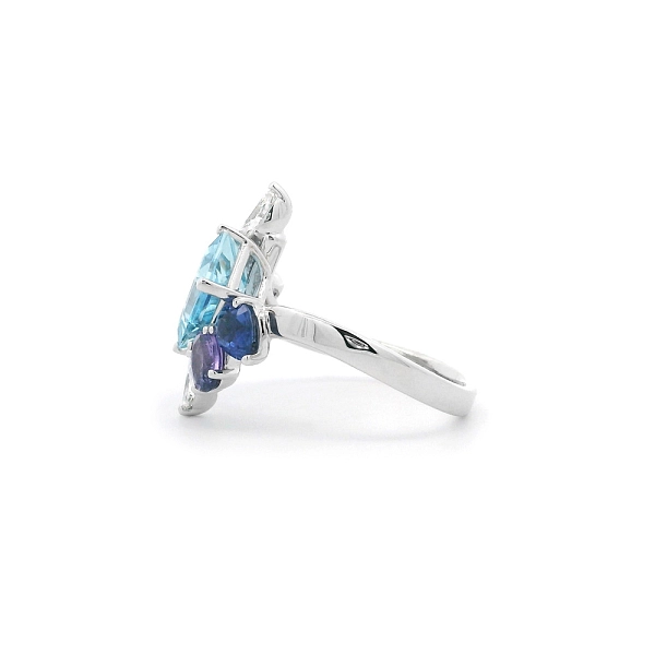 Prsten s Akvamarínem, Safíry a Diamanty v Luxusním Designu