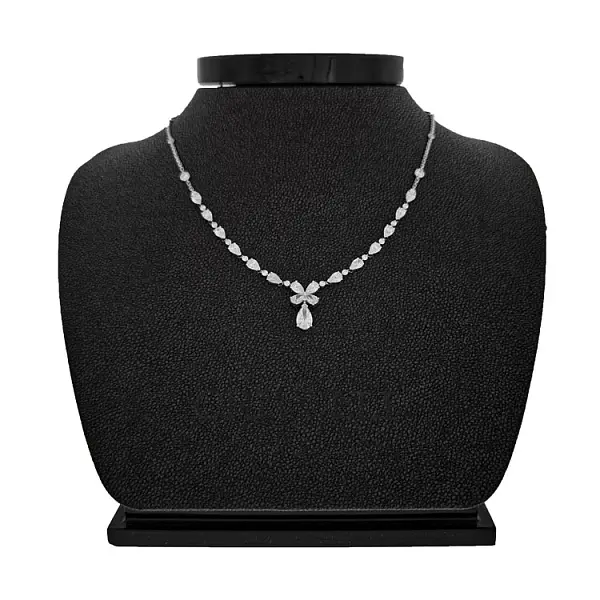 Zlatý Náhrdelník s Diamanty