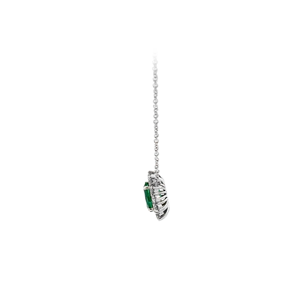 Gold Necklace Emerald and Diamonds