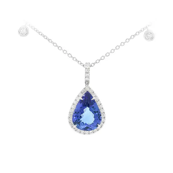 Elegantní Spojení Tanzanitu a Diamantů v Jedinečném Designu