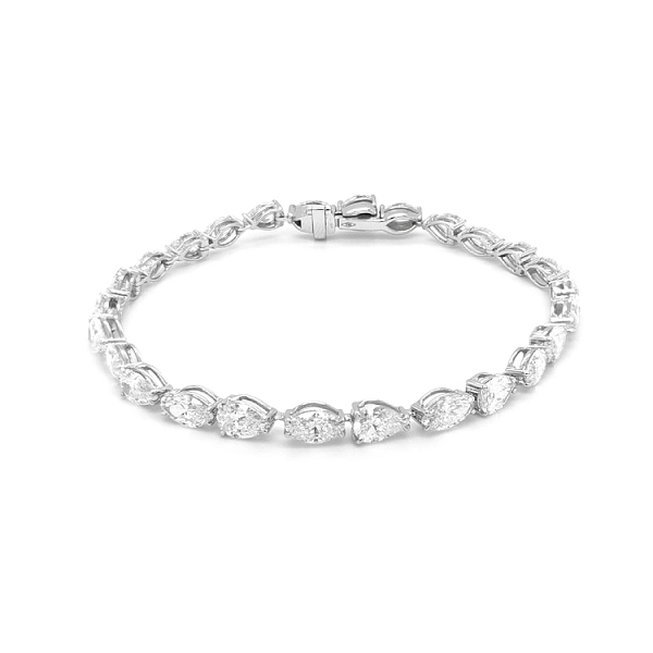 Gold tennis bracelet with diamonds 8,69ct