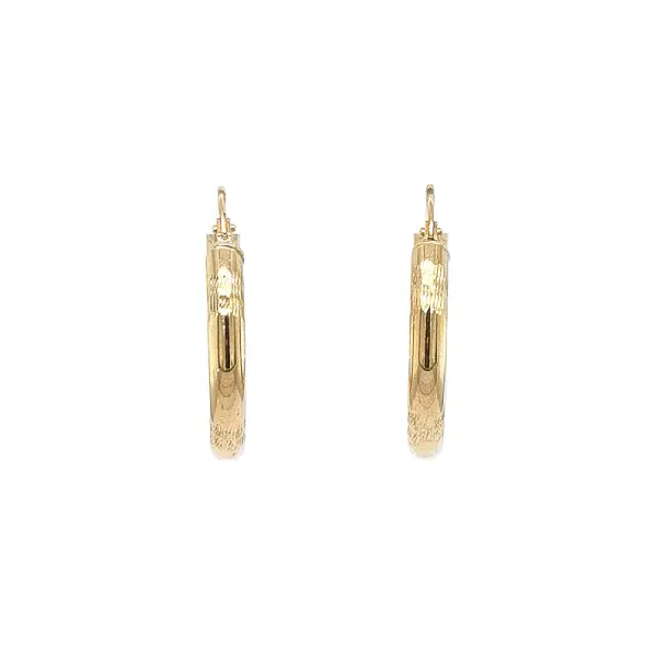 Zlaté kruhové náušnice s jemným vzorem