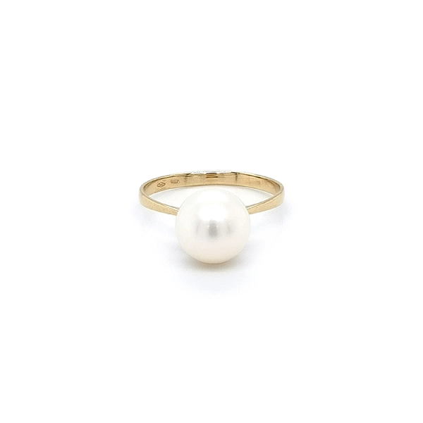 Gold Ring with Pearl