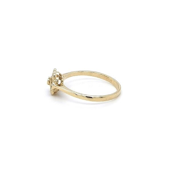 Gold Ring Flower with Blue Topaz