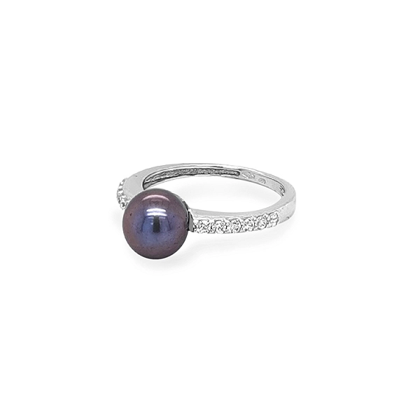 Gold Ring with Black Pearl and Zircons