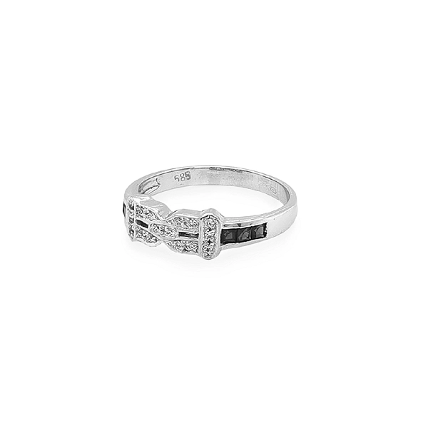 Gold Ring with Zircons