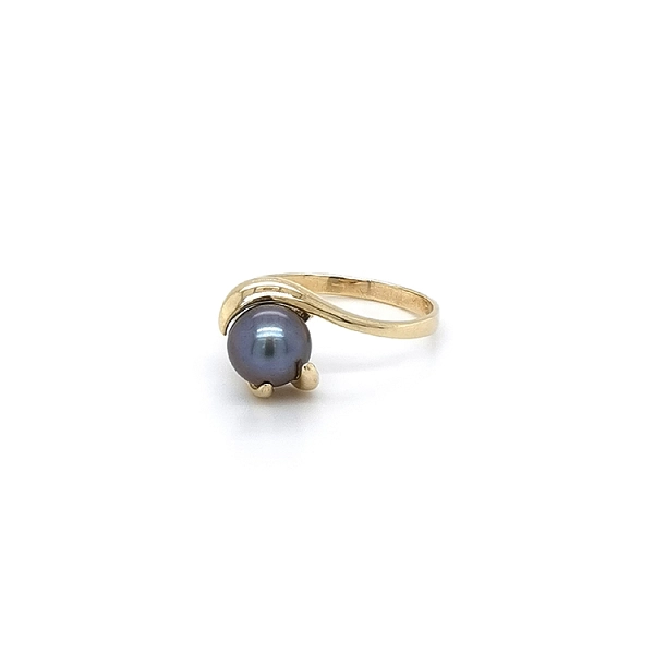 Gold Ring Black Pearl